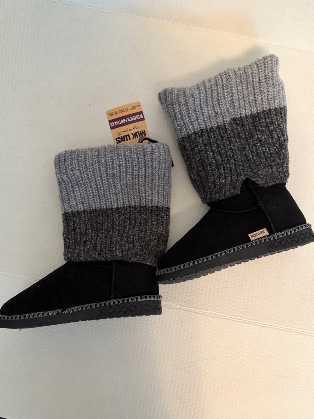 *NWT* Muk Luks Black Boots with Two-Tone Gray Knit Cuffs Size 8